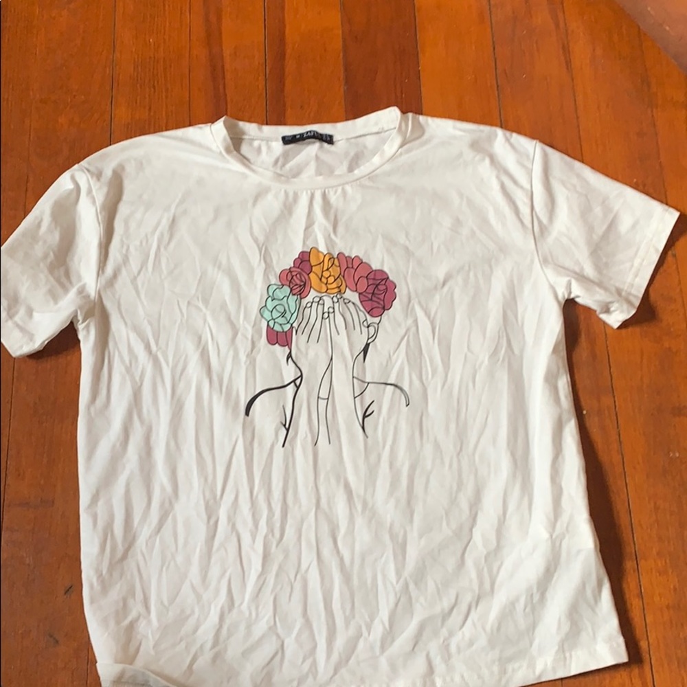 White graphic T-shirt